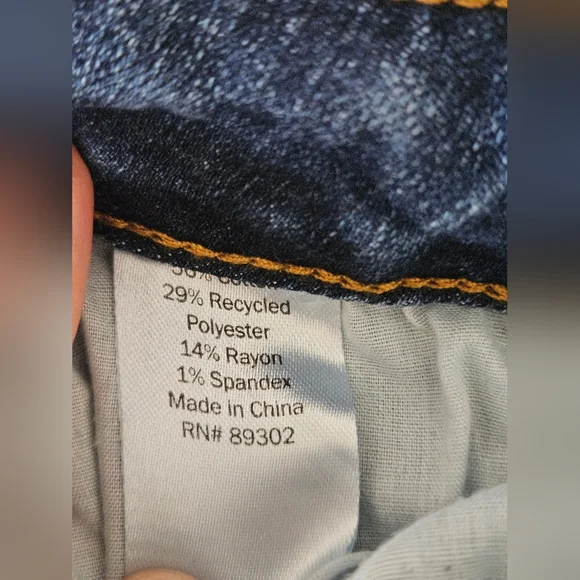 SO Womens Boot Cut Jeans Medium Blue Size 3/26 - Picture 4 of 4